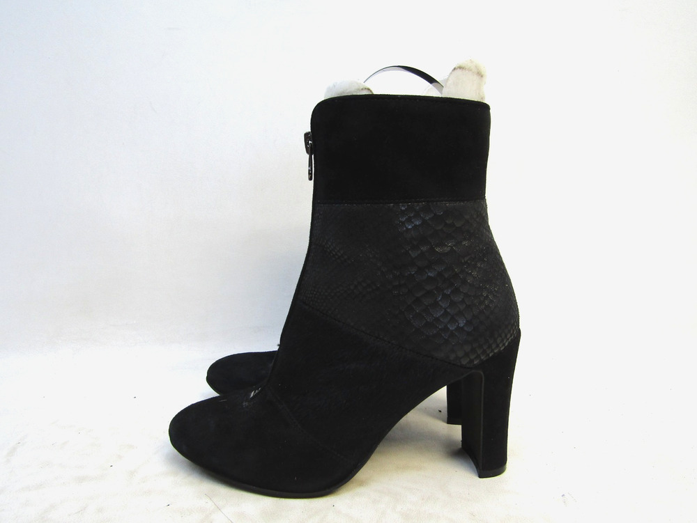 ANNE KLEIN Womens Size 6 M Black Suede Zip Ankle Fashion Boots Bootie